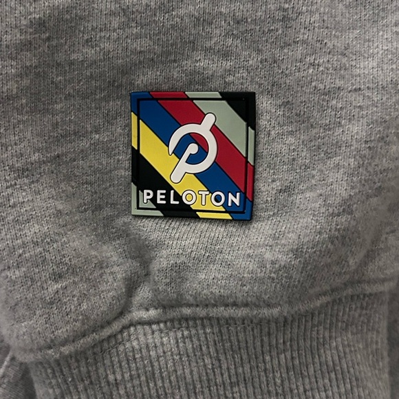Peloton Gray Zip Up Hooded Sweatshirt Jacket Size Small - Picture 10 of 10